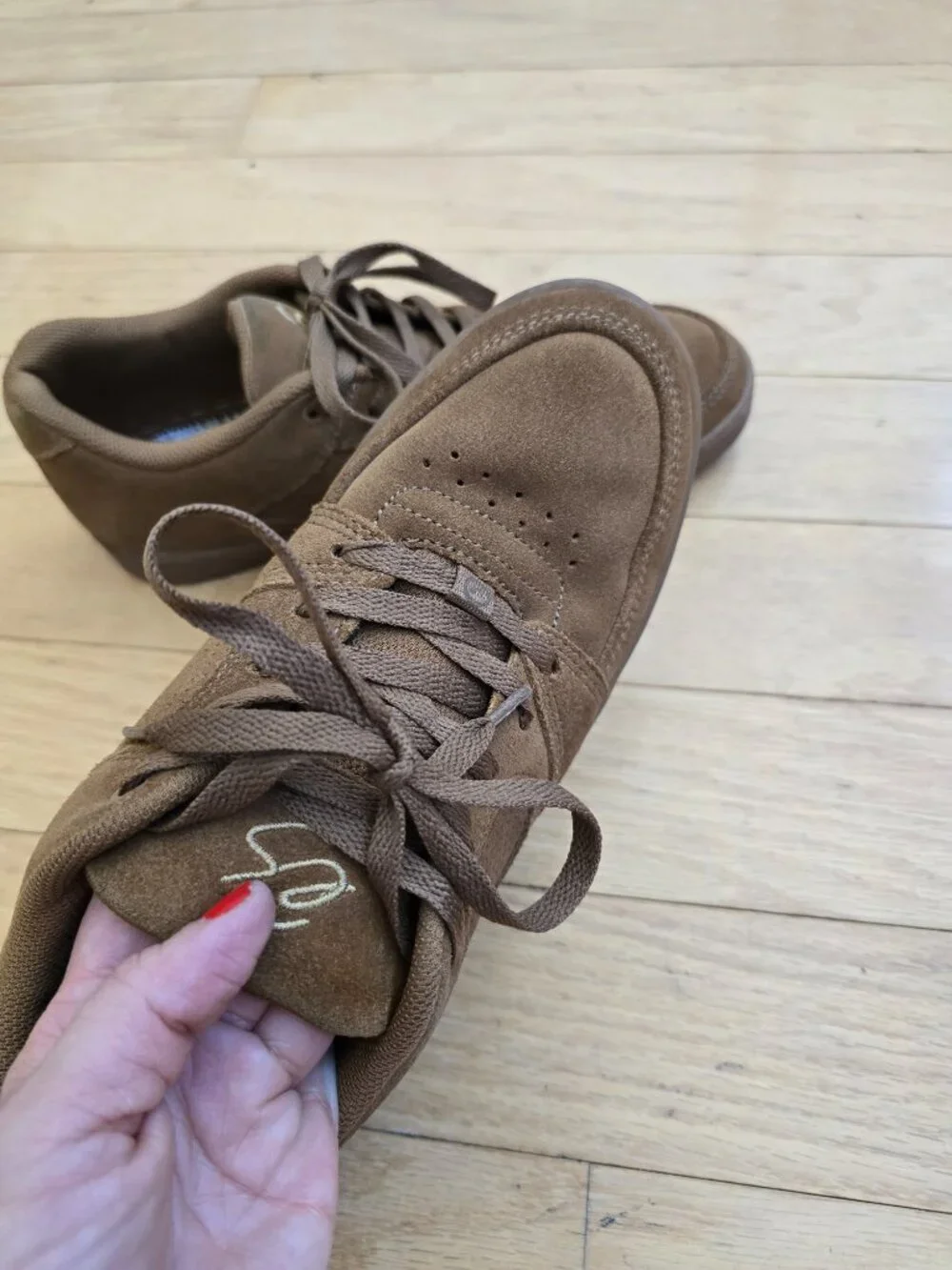 éS Footwear | Accel Slim Brown Suede Gum Sole Skater Sneakers | MENS 8